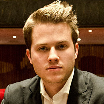 Tobias Feldmann, violin